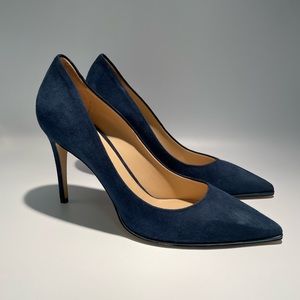 M. Gemi Navy Suede Pump